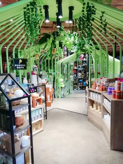寶騏與中百再訪香江百貨，探秘“最美商超”的日用百貨經營之道